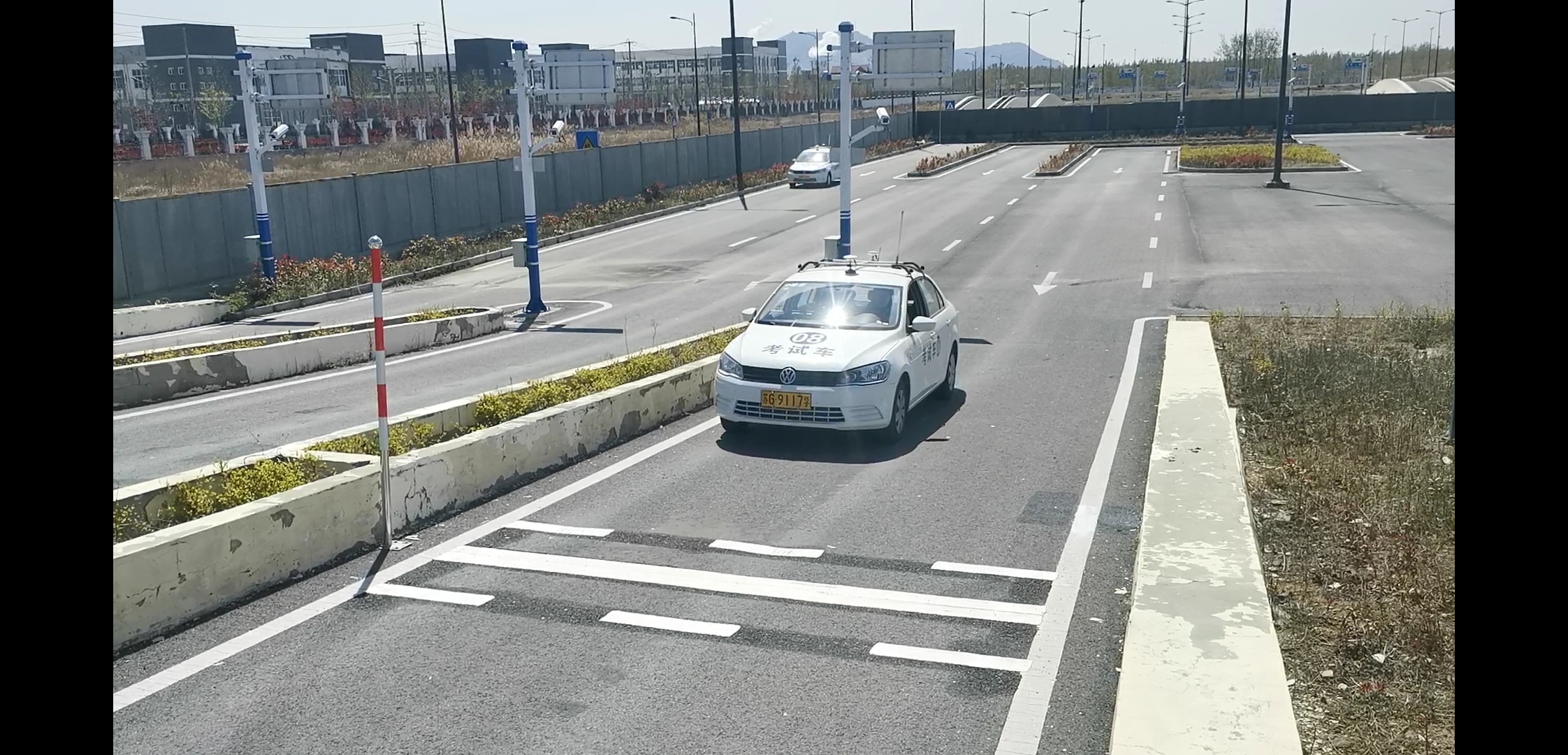 坡道起步与定点停车考试现场