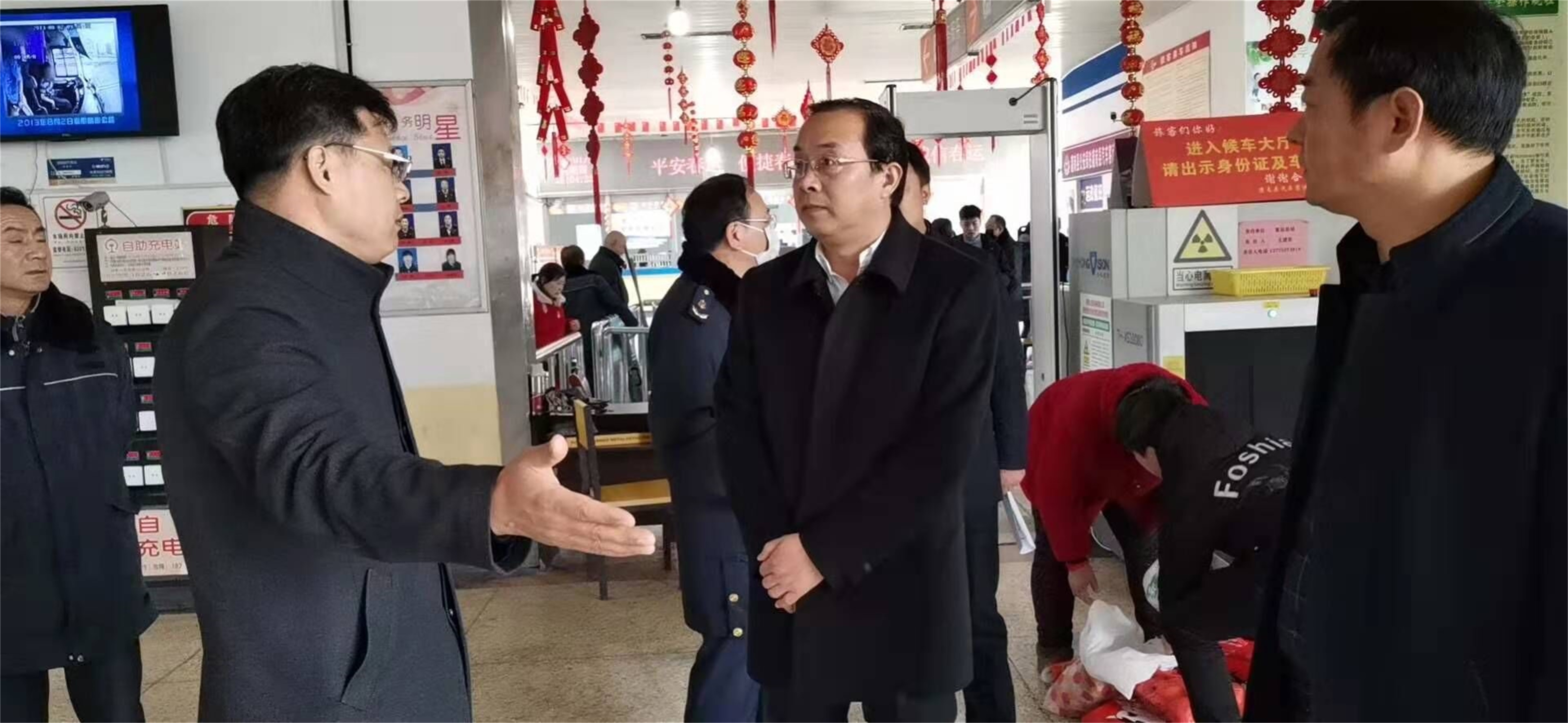县委常委,副县长廖朝兵到连汽灌南公司指导督查春运